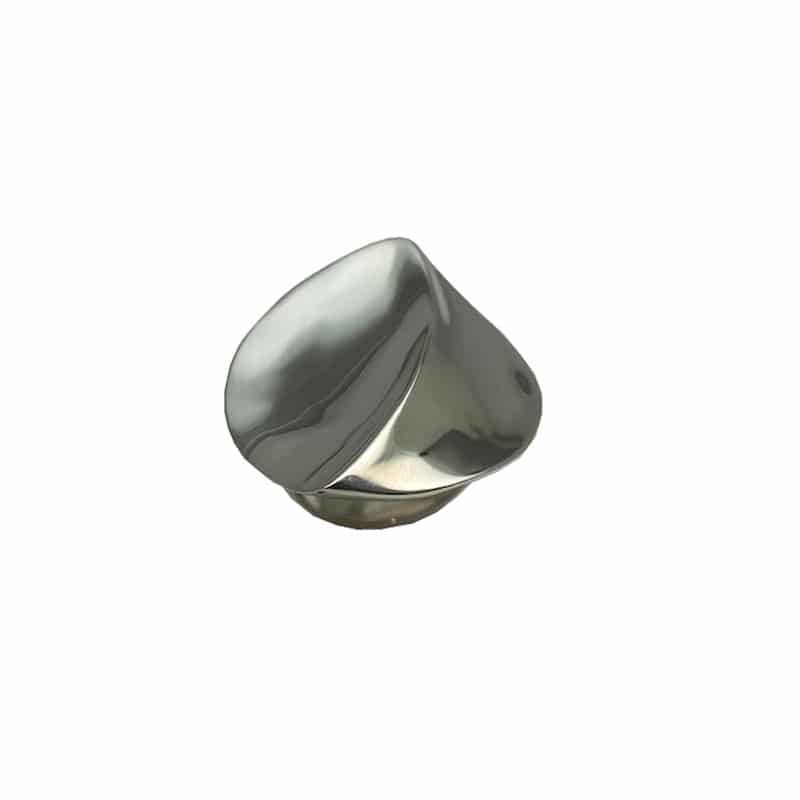 Silver ring shaped like a flower petal