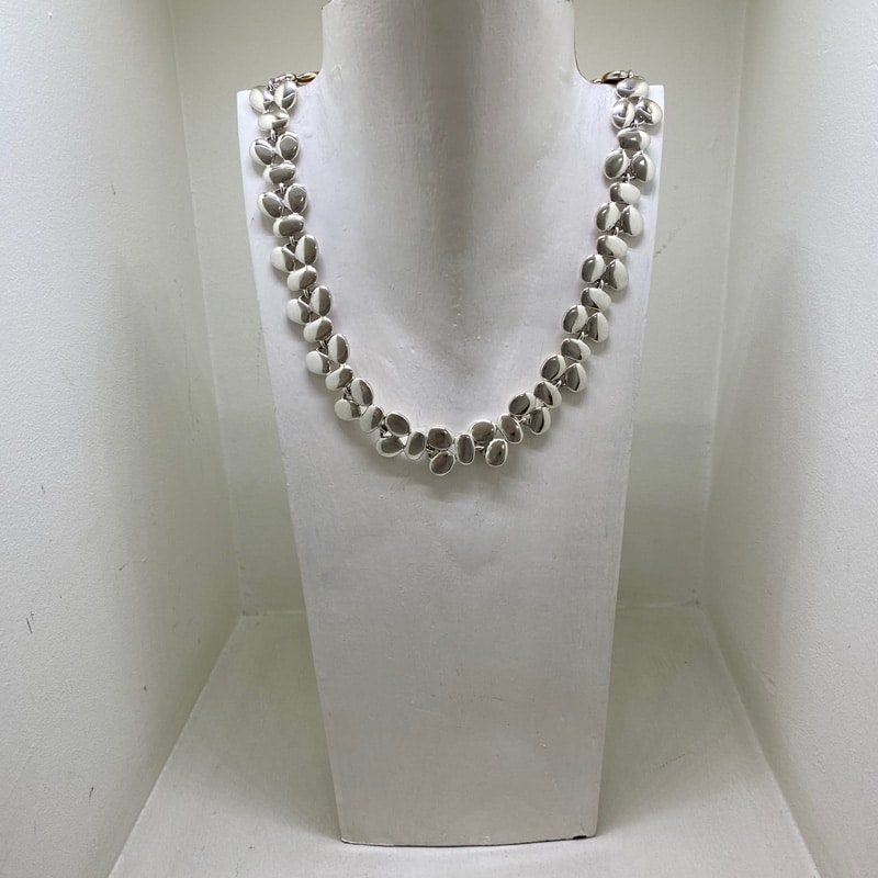 AINDA silver necklace