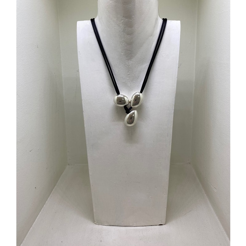 Collar de plata de 3 piezas ovaladas con cordón de seda