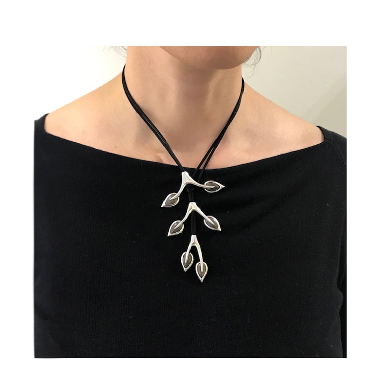 Collar de plata de 3 piezas de rama con hojas empavonadas