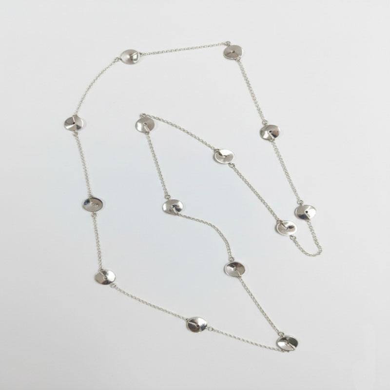 Collar de Plata Largo LÍNEA